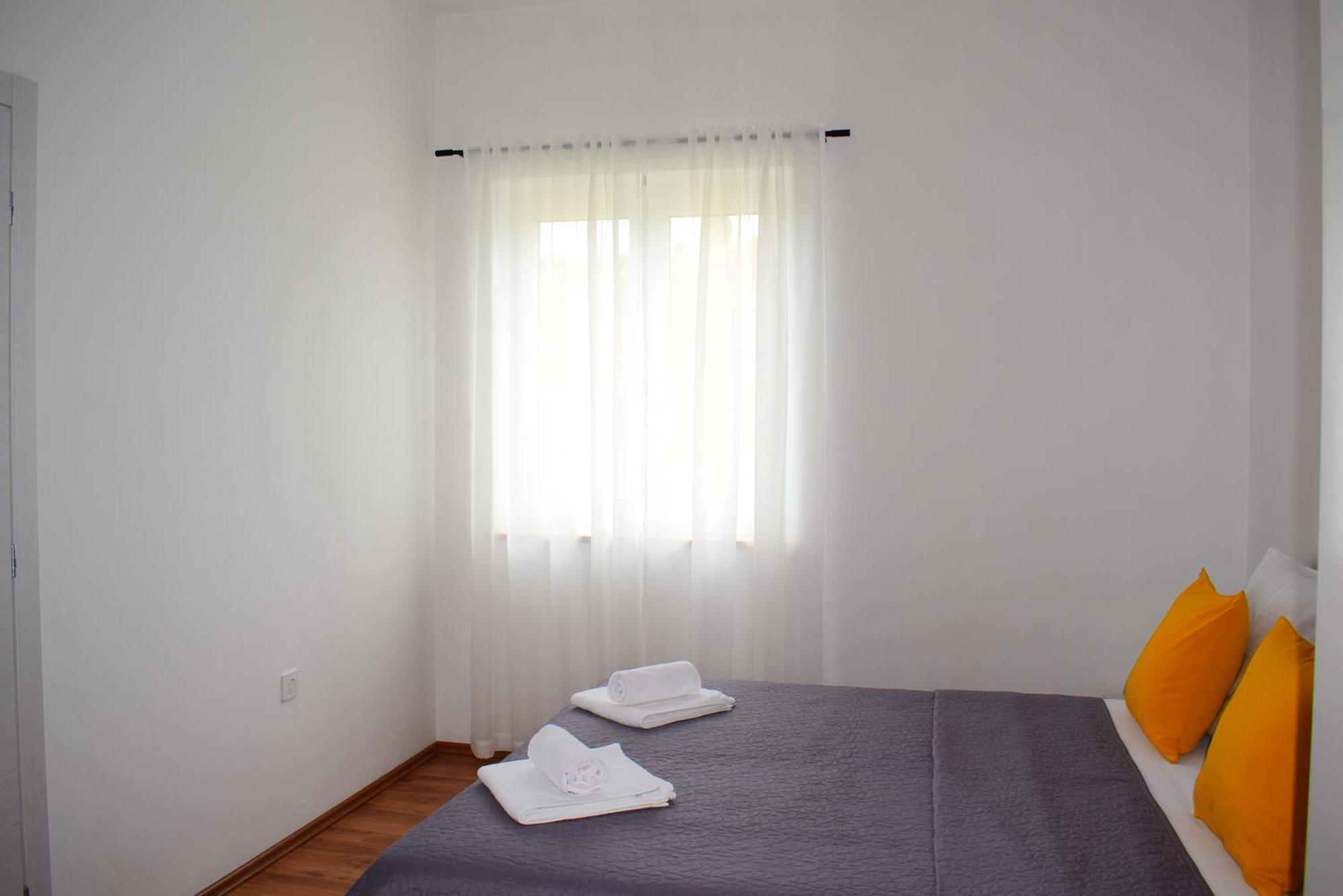 Apartments Maestral Малинска Экстерьер фото