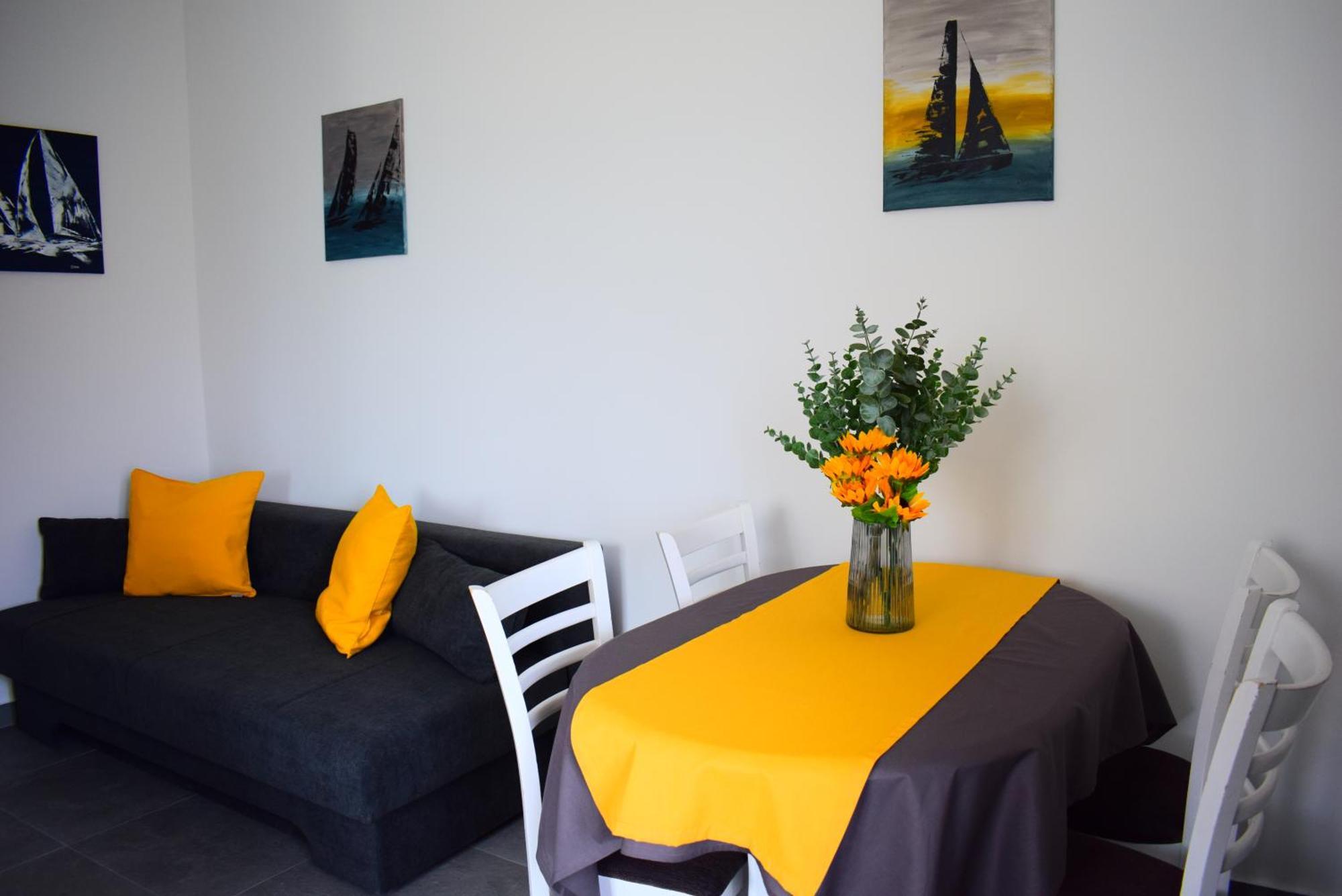 Apartments Maestral Малинска Экстерьер фото
